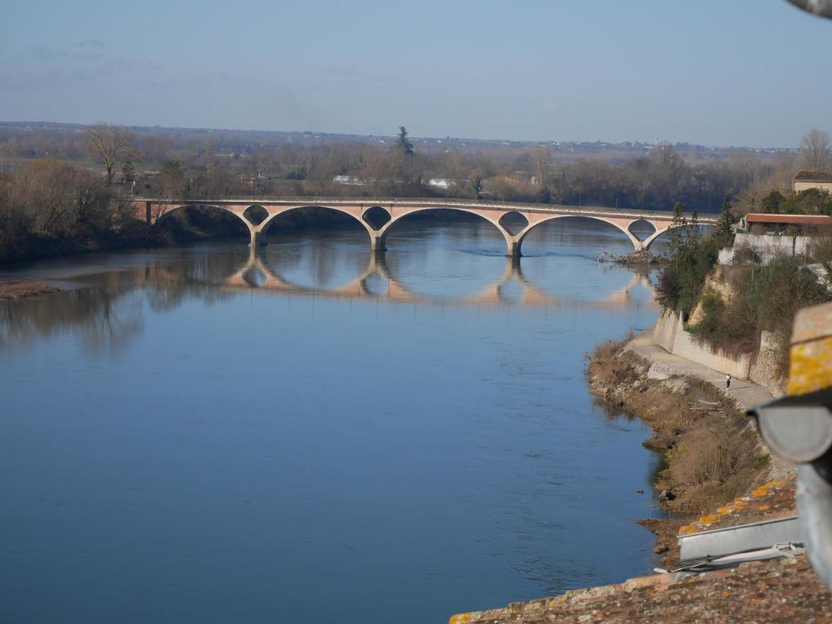 Hotel Restaurant Cote Garonne Le Balcon Des Dames - Tonneins Fauillet Marmande - Vue Panoramique Bord De Garonne Chambres Climatisees Kültér fotó