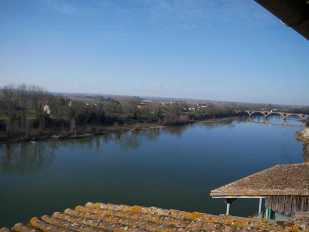 Hotel Restaurant Cote Garonne Le Balcon Des Dames - Tonneins Fauillet Marmande - Vue Panoramique Bord De Garonne Chambres Climatisees Kültér fotó