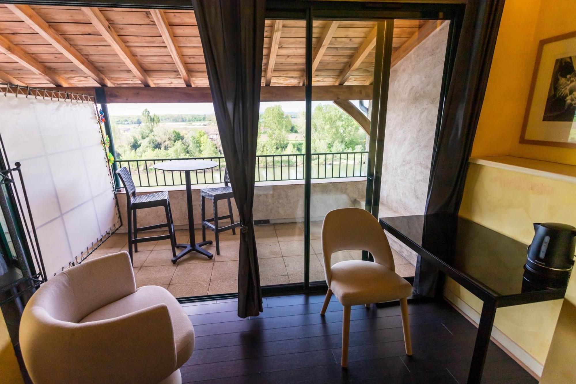 Hotel Restaurant Cote Garonne Le Balcon Des Dames - Tonneins Fauillet Marmande - Vue Panoramique Bord De Garonne Chambres Climatisees Kültér fotó